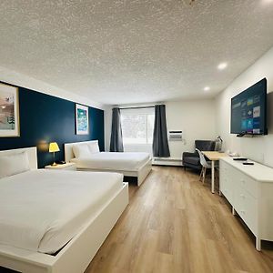 Cloud 9 Inn